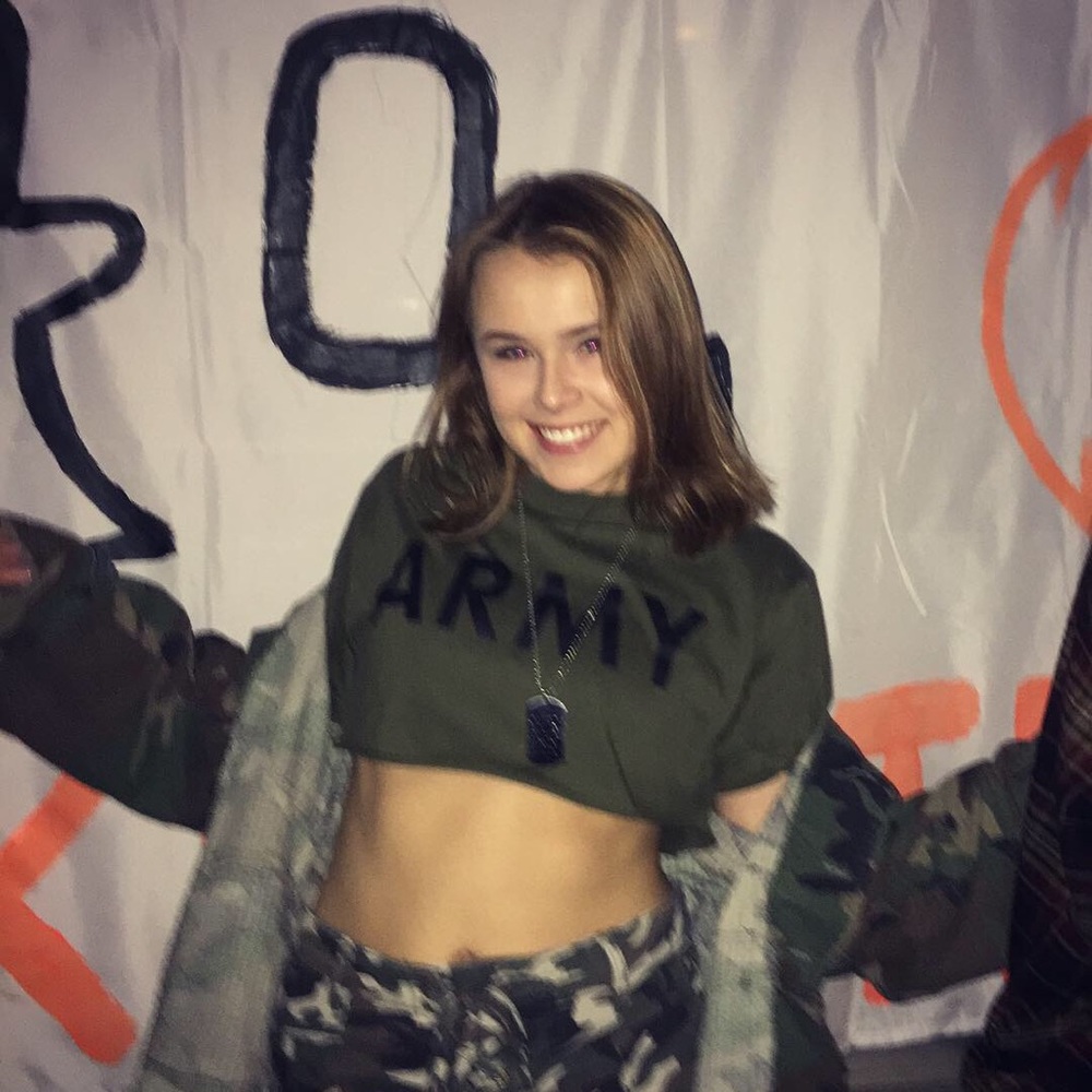 Meet your Posher, Chloé